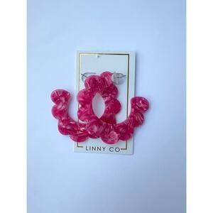 NWT Margo Pearlized Pink Earrings